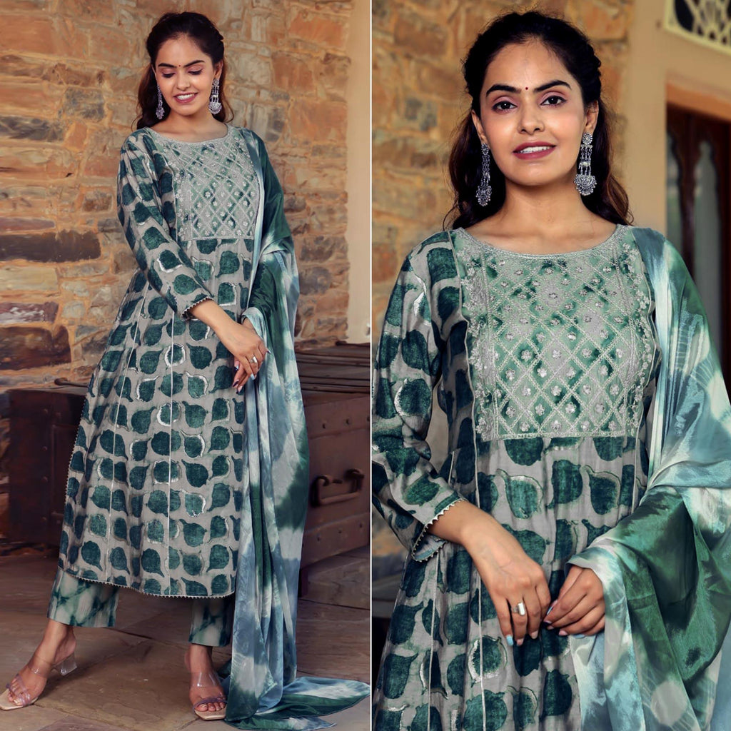Green Printed With Gota Patti Work Muslin Anarkali Suit Green Printed With Gota Patti Work Muslin Anarkali Suit